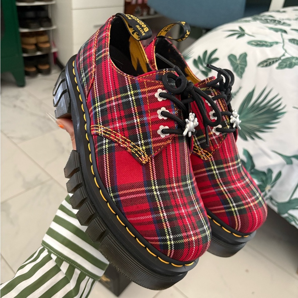 DrMartens x Haven by Marc Jacob’s Collab - Picture 1 of 8